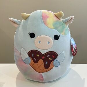 NWT 12” Caedia the Cow with Heart Wafflecone Valentine Squishmallow